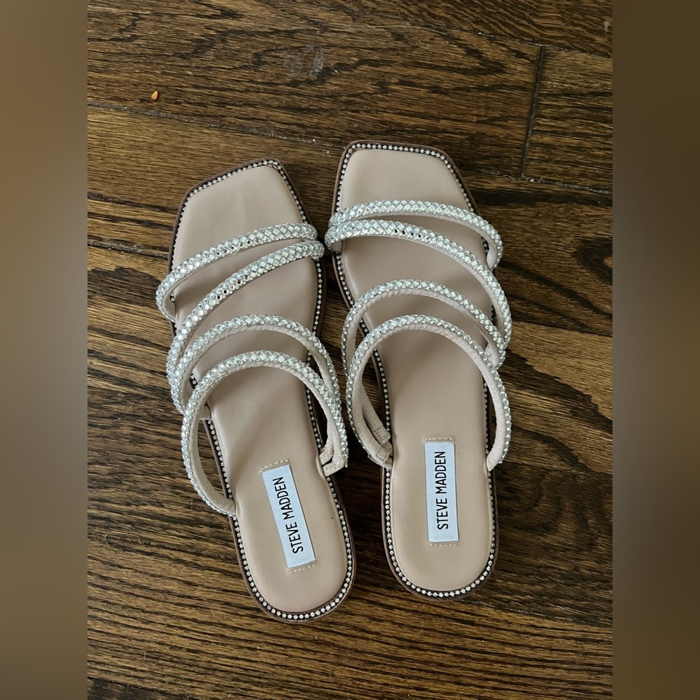 Women’s Steve Madden Sandals Flats.  Perfect for summer wedding!